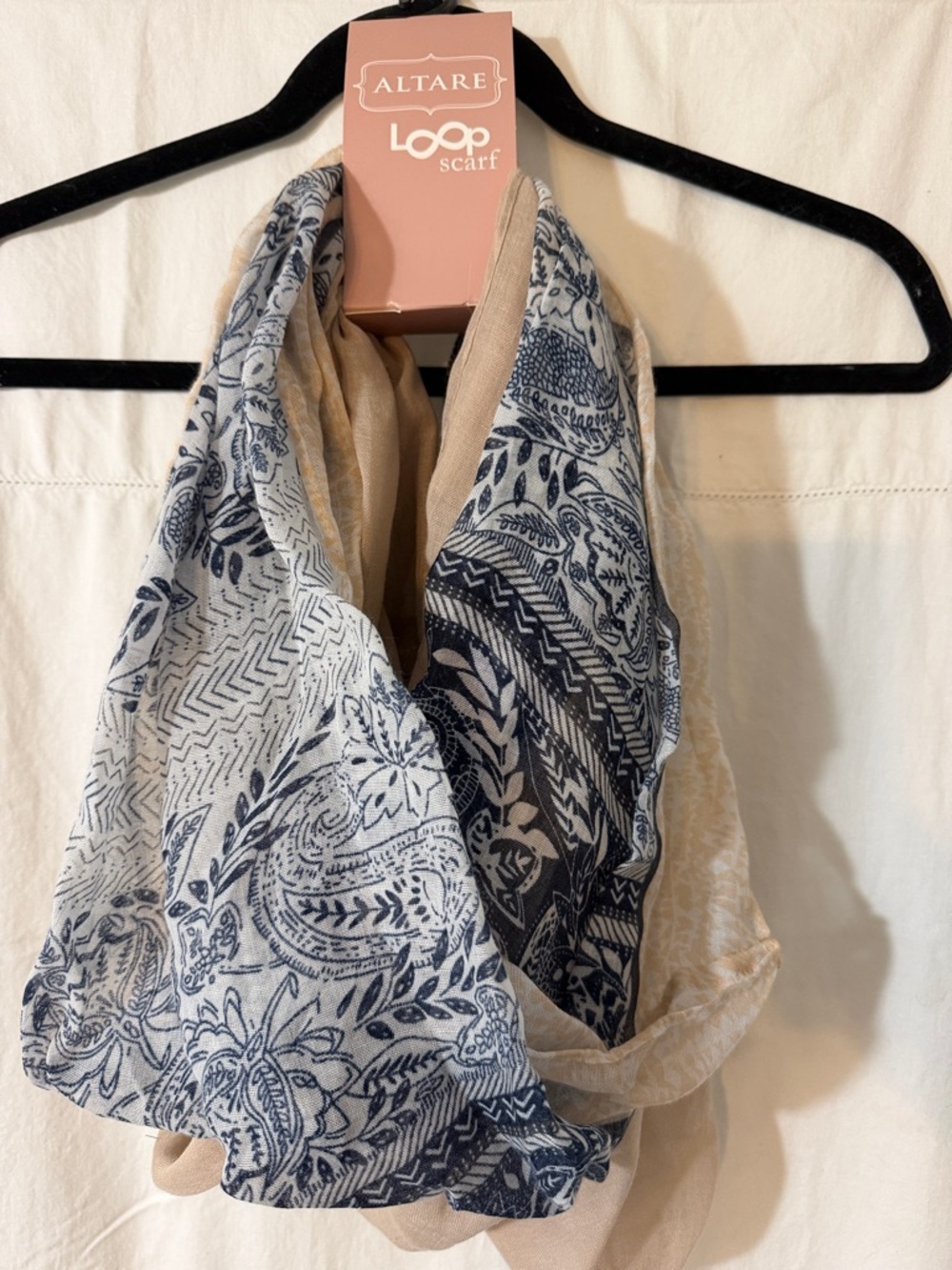 Altare Beige and Navy Loop Scarf